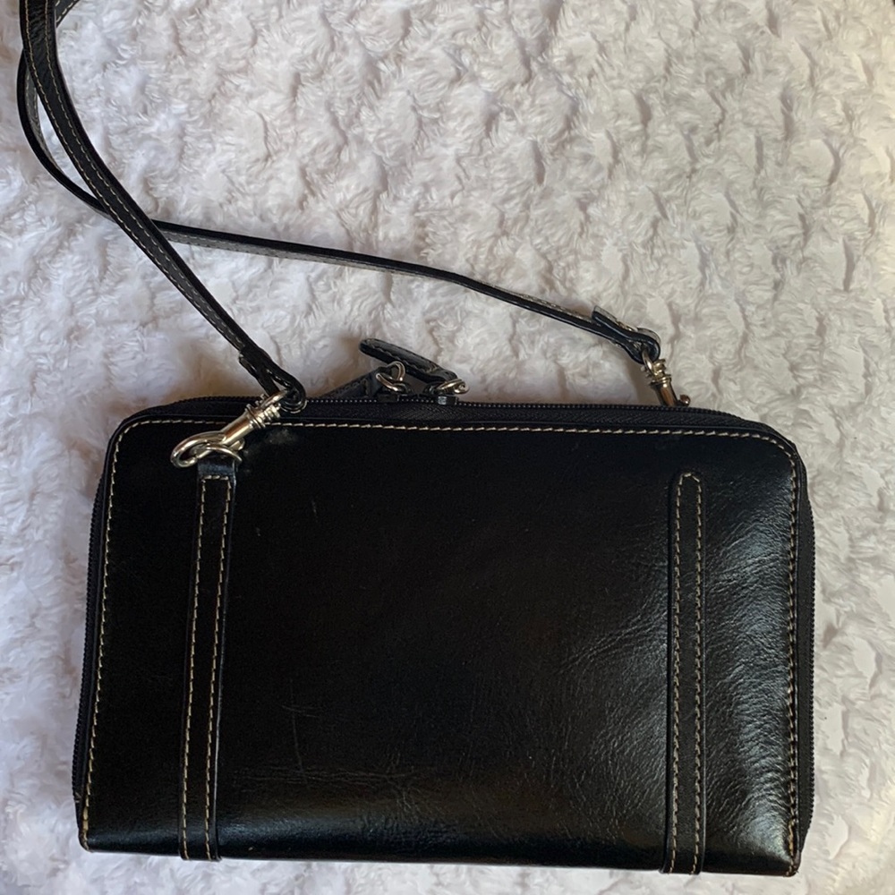 Wallet and phone w cross body strap leather